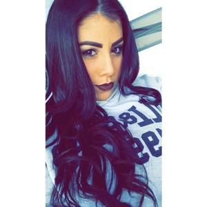 Meet your Posher, Daniela